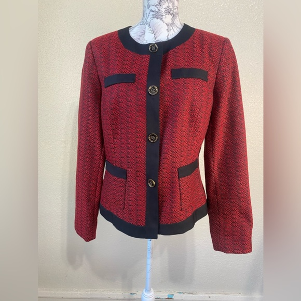 Isabella women’s suit‎ jacket